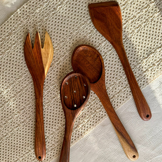 Wooden Utensils Set B1G1