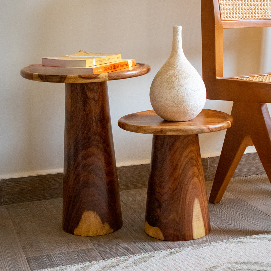 Kemitt Nesting Tables (Set of 2)